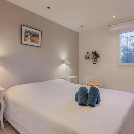 Appt Vue 5 Min Centre Et * Saint-Raphael (Var)